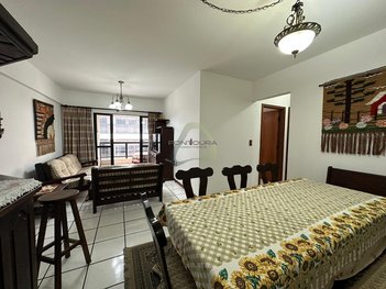 apartment em Rua 220, Meia Praia - Itapema - SC
