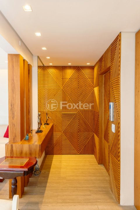 1747445611703-remax_4.jpeg