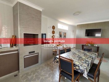 house em Rua Paschoal Guzzo, Jardim Messina - Jundiaí - SP