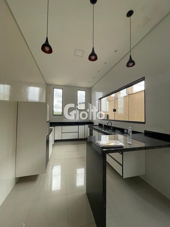 house em Rua Dez, Residencial Veneza I - Mogi das Cruzes - SP