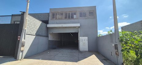 industrial em Rua Capitão Clementino Paz Vidal, Residencial Esperança - Caçapava - SP