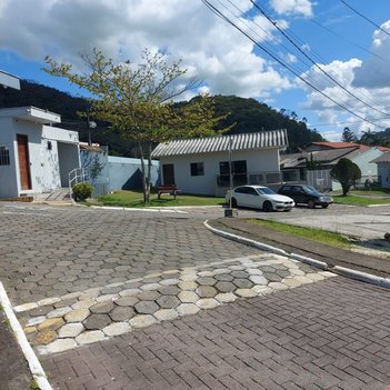 house em Rua Fermino Vieira Cordeiro, Espinheiros - Itajaí - SC