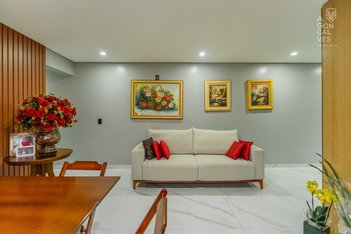 apartment em Rua Antônio Freitas Barbosa, Capão Raso - Curitiba - PR