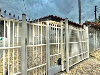 house em Rua Viana Moog, São José - Canoas - RS