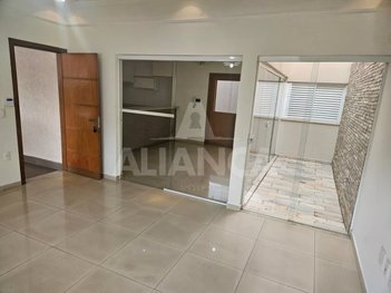 house em Rua Padre Américo Ceppi, Brasil - Uberlândia - MG