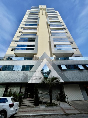 apartment em Rua 256, Meia Praia - Itapema - SC