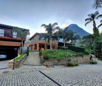 house em Rua Henrique Dias, Retiro - Petrópolis - RJ