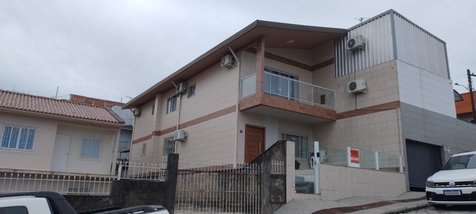 house em Rua Dona Carola, Serraria - São José - SC