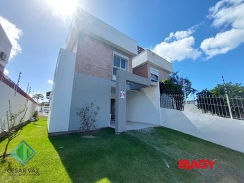 house em Rua Cipreste, Campeche - Florianópolis - SC