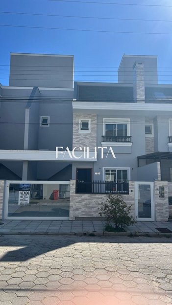 house em Rua das Piraúnas, Jurerê Internacional - Florianópolis - SC
