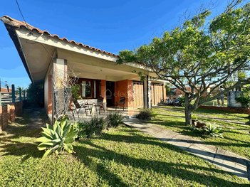 house em Rua Ibirapuitã, Centro - Xangri-Lá - RS
