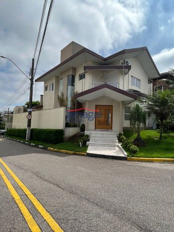 house em Avenida Villa Lobo, Loteamento Villa Branca - Jacareí - SP