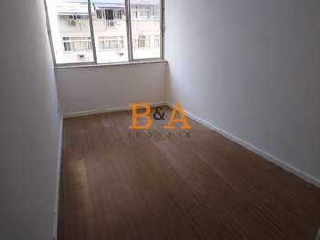apartment em Rua Pompeu Loureiro, Copacabana - Rio de Janeiro - RJ
