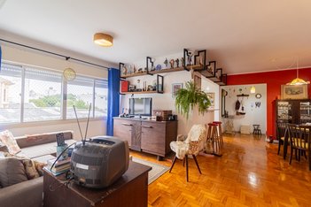 apartment em Rua Santa Cecília, Rio Branco - Porto Alegre - RS