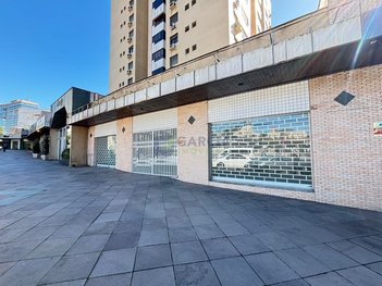 business em Avenida Doutor Nilo Peçanha, Boa Vista - Porto Alegre - RS