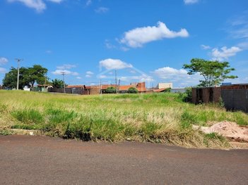 land_lot em Lucy Pacheco de Almeida Prado, Jardim Doutor Roberto Pacheco - Jaú - SP
