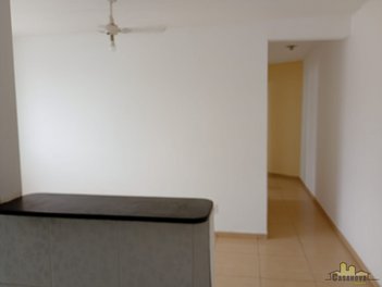 apartment em Estrada do Limoeiro, Jardim Califórnia - Jacareí - SP