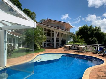 house em Avenida Country Club, Nogueira - Petrópolis - RJ