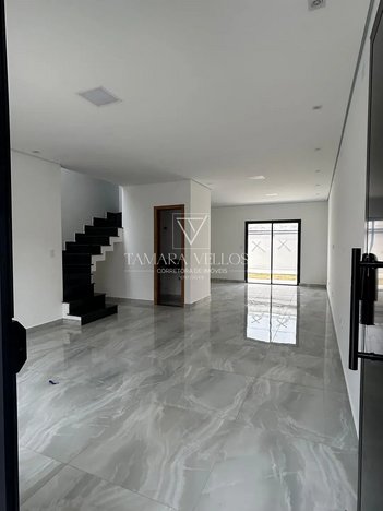 house em Rua Thuller, Jardim Universo - Mogi das Cruzes - SP