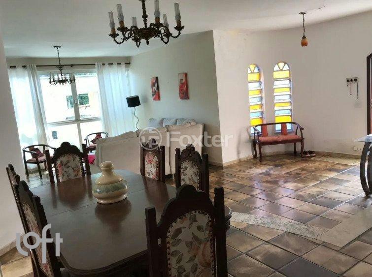 WhatsApp Image 2025-09-29 at 16.22.29 (1).jpeg