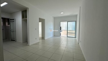 apartment em Rua Silvio Lopes Araújo, Rio Tavares - Florianópolis - SC