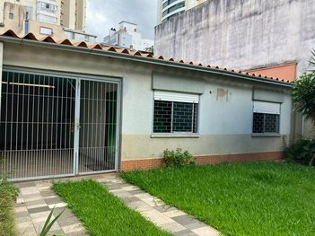 house em Rua Doutor Barcelos, Centro - Canoas - RS
