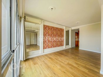 apartment em Rua Curupaiti, Cristal - Porto Alegre - RS