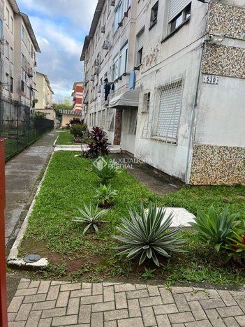 apartment em Rua Carlos Estevão, Jardim Leopoldina - Porto Alegre - RS