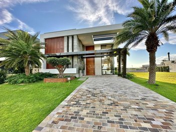 house em Rua Rio Jacuí, Centro - Xangri-Lá - RS