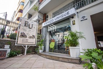 business em Rua Felipe Camarão, Rio Branco - Porto Alegre - RS