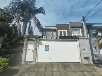 house em Rua Mário Sérgio Gabardo, Estância Velha - Canoas - RS
