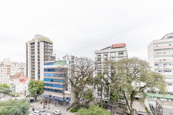 apartment em Rua Vinte e Quatro de Outubro, Moinhos de Vento - Porto Alegre - RS