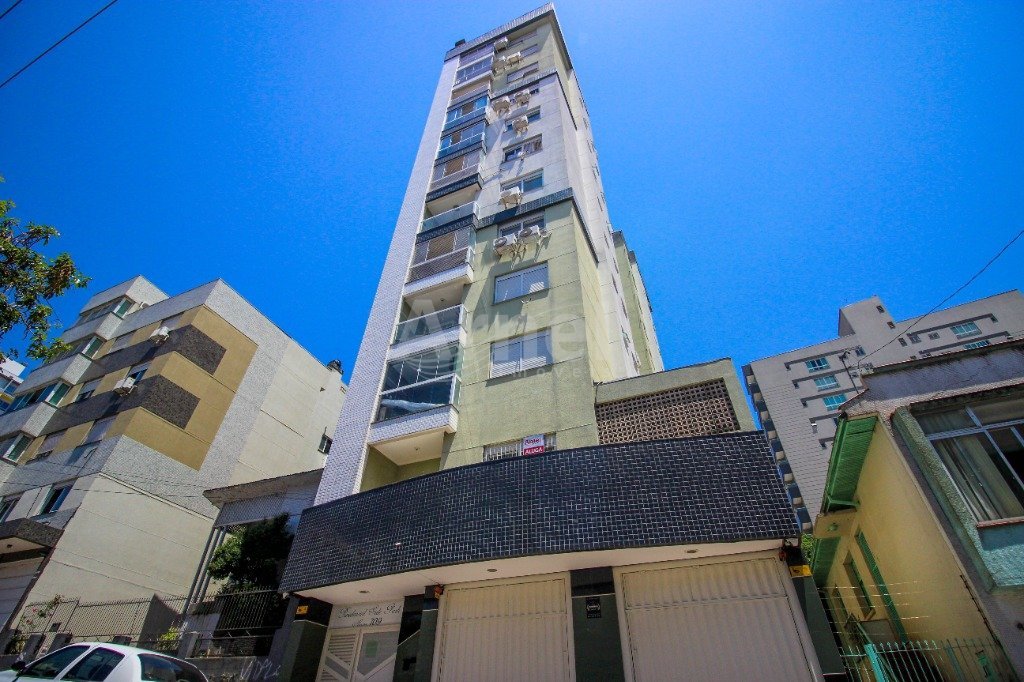 01 - FACHADA