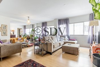 apartment em Rua Oscar Freire, Pinheiros - São Paulo - SP