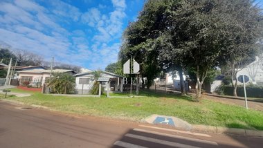 house em Rua Gonçalves Dias, São Francisco - Santa Rosa - RS
