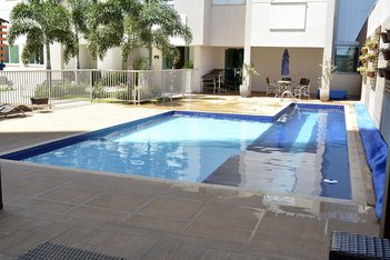 apartment em Rua Pioneiro Romeu Pardini, Galeão - Maringá - PR