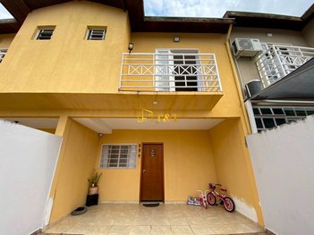 house em Rua Antônio Soares Brandão Filho, Bandeira Branca - Jacareí - SP