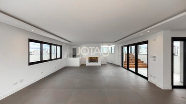 apartment em Rua Paranaguá, Água Verde - Curitiba - PR