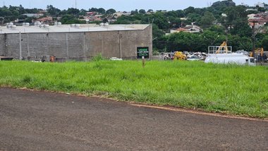land_lot em Rua João Batista de Oliveira, Jardim Montecatini - Londrina - PR