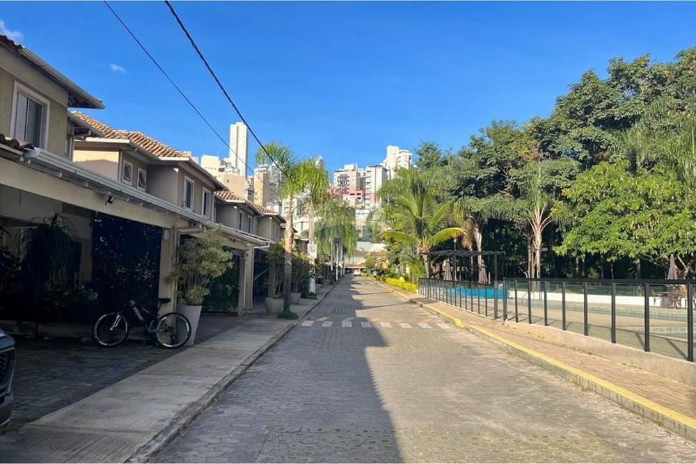 Casa com 3 quartos — Buritis, Belo Horizonte