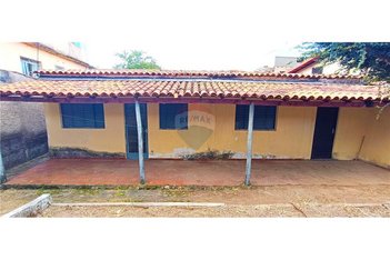 house em Rua dos Lazaristas, Bandeirantes - Contagem - MG