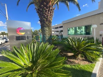 apartment em Rua Brasil Paraná de Cristo, Pinheirinho - Curitiba - PR