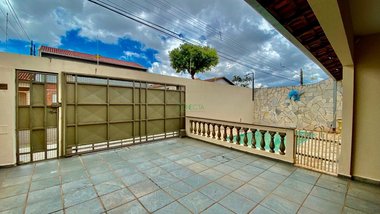 house em Rua Fábio Paludetto, Pinheiros - Londrina - PR