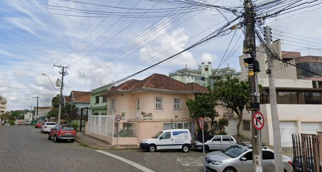 Cômodo Condomínio