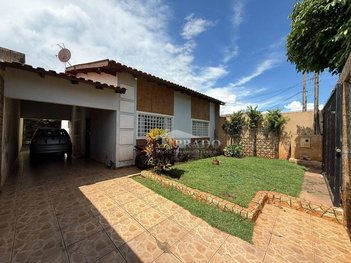 house em Rua Antônio Ruivo Duarte, Jardim Marissol - Londrina - PR