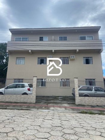 house em Rua Vereador Arthur Manoel Mariano, Forquilhinha - São José - SC