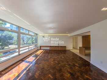 apartment em SQS 110 Bloco C, Asa Sul - Brasília - DF