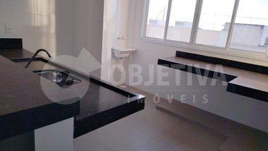apartment em Rua Detroit, Novo Mundo - Uberlândia - MG