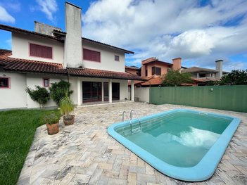 house em Avenida Itamarati, Itacorubi - Florianópolis - SC