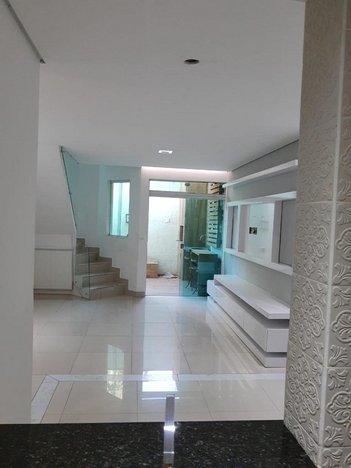 house em Rua Quaresmeira, Arvoredo - Contagem - MG